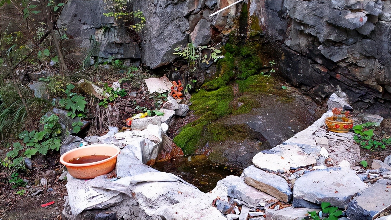 神秘失踪事件(13年前，北京一教师爬山神秘失踪，搜救时发现一张纸条，引发猜想)