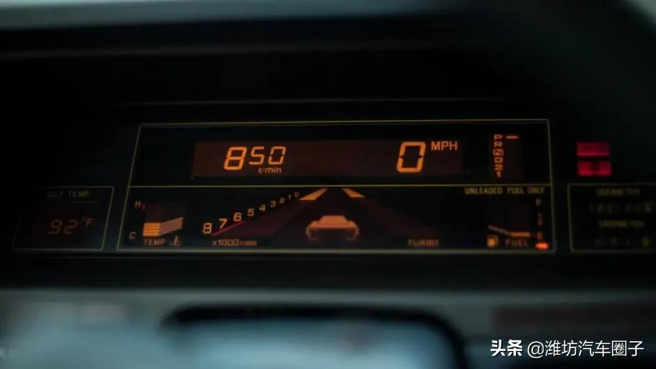 你可能见过很多经典老车,但你绝对没见过这些车的炫酷仪表板