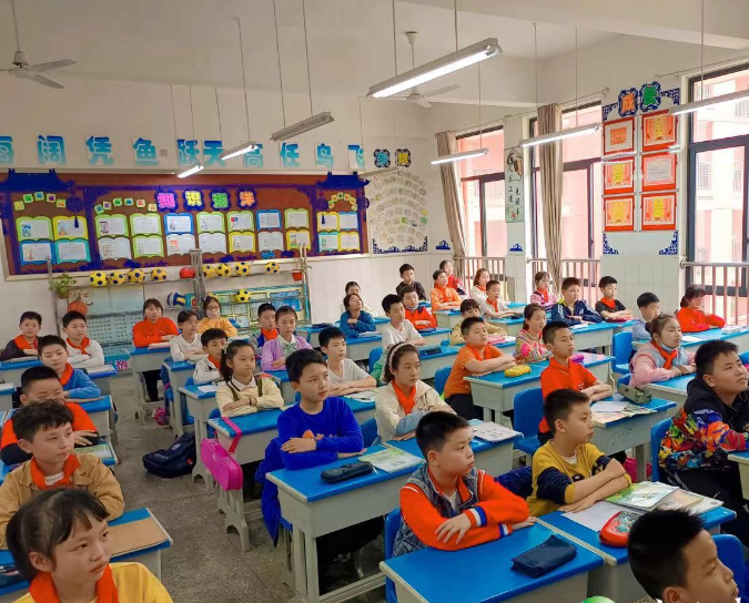 双减落地后，“公办”和“民办”小学的差距凸显，已有家长后悔