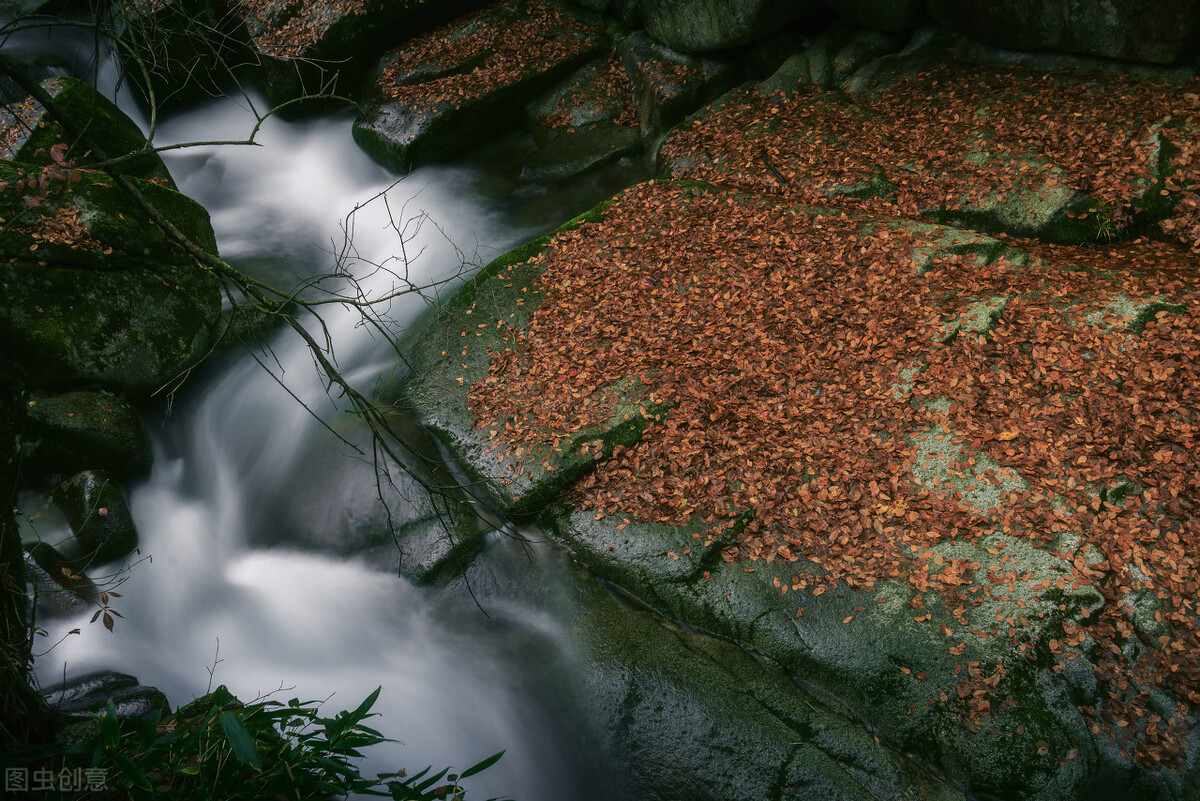 10月这12个颜值高地，已补好了妆，将向世人“卖弄”最美一面