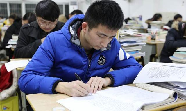 如果高考全国用同张试卷，哪个省考生更厉害？大数据告诉你答案