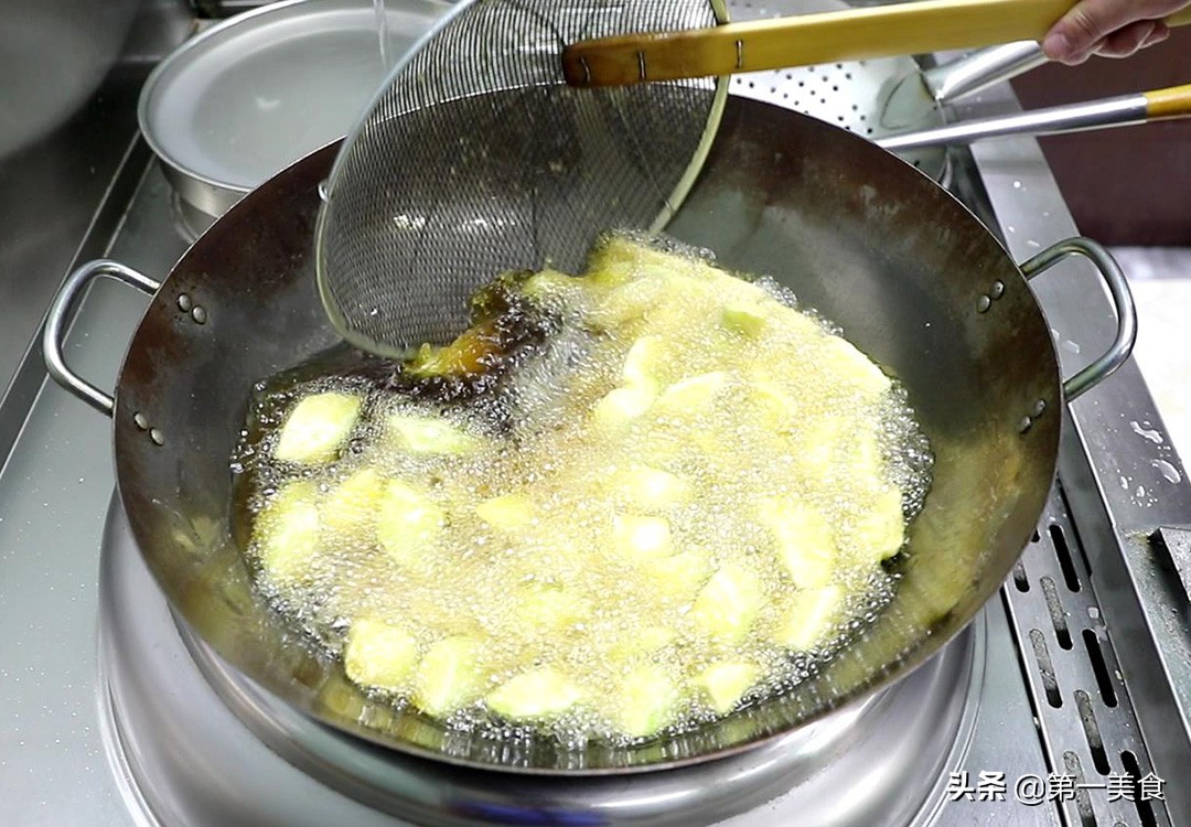 茄子的功效与作用，茄子做法大全家常菜图片