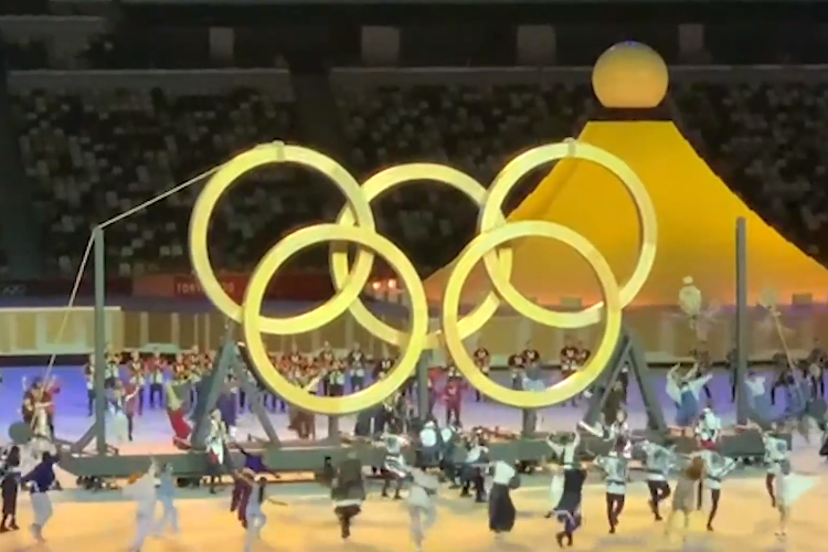 奥运会观众都是哪些人（东京奥运开幕式回顾：观众席空空如也，中国代表团朱婷赵帅展风采）