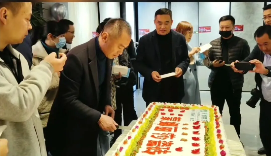 蒙娜丽莎瓷砖商丘旗舰店盛大开业！嗨购双十一，进店免费领礼品