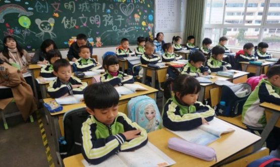 高中依赖“补习班”的考生，高考成绩都如何？家长直言钱打水漂了