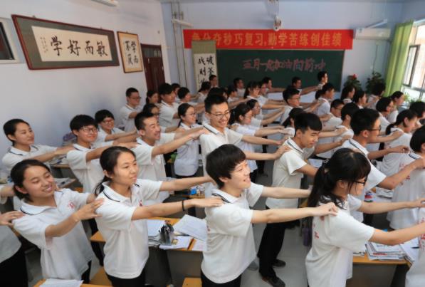 高考如果全国通用一套卷纸，大数据告诉你，哪个省份的考生更厉害