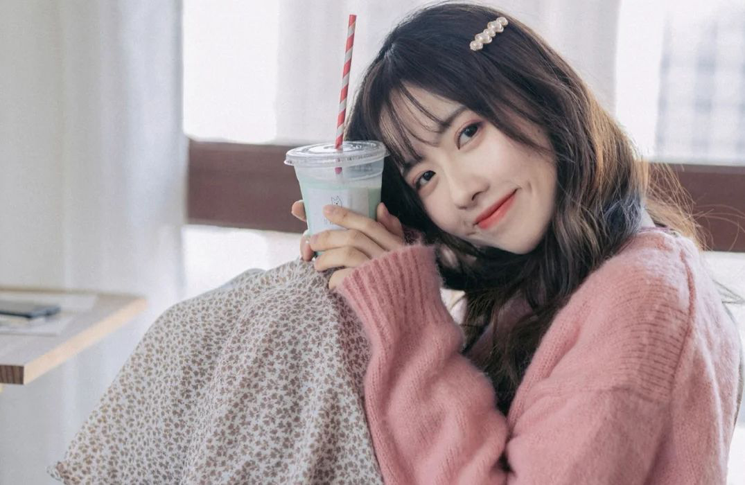 MAC最值得入的口红：rubywoo经典正红色，316显白，牛血色很秋冬