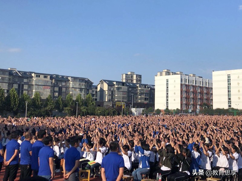 河南“高考工厂”，贫困生命运的跳板，清北录取全国县级高中第一