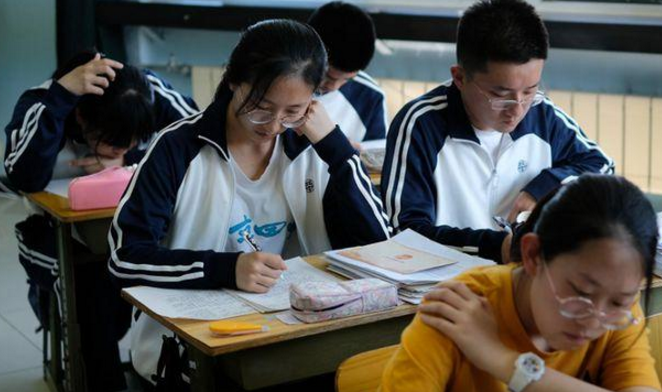 2021年多省高考报名人数公布，呈上升趋势，竞争越来越激烈