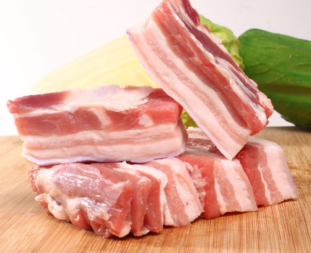 买猪肉时,和老板说"二刀肉",一看就是内行人,老板不敢糊弄你