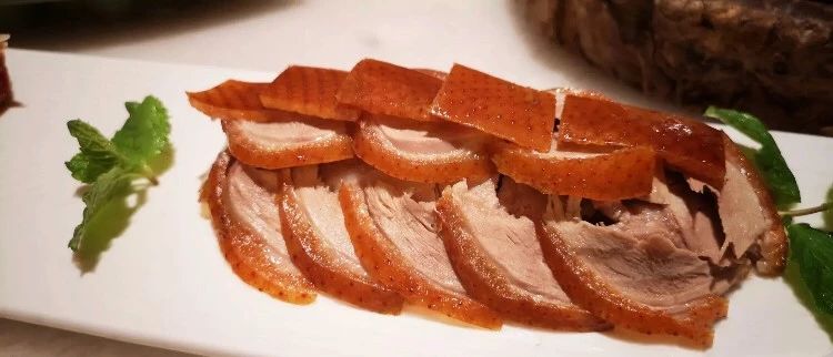 北京土著：吃烤鸭千万别去全聚德！这10家烤鸭才正宗！你吃过几家