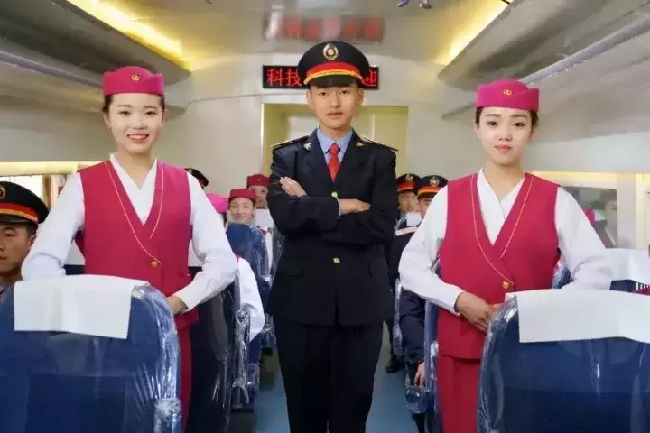 今年，阿克苏将有68位学生被西安工业大学继续教育学院录取