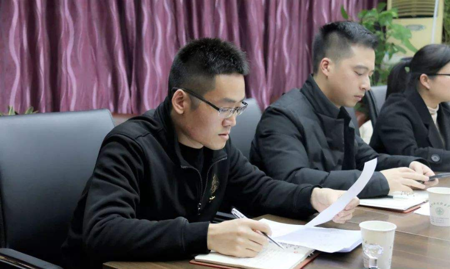 大学期间入党好处多，但是你知道入党流程吗，大一新生速看