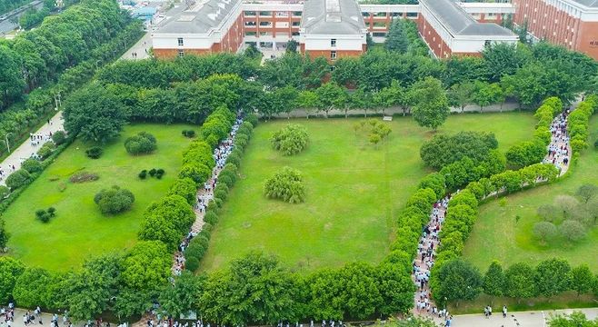在绵阳，挂“南山”品牌的初中只有一所！——南山中学双语学校