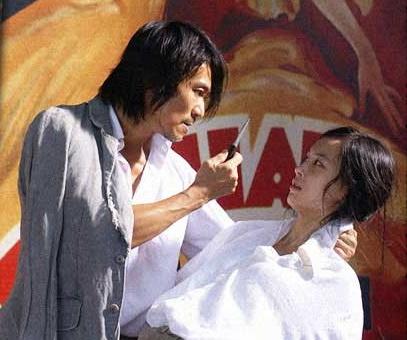 14年前，黄圣依为何不惜前途，也要花六百万与周星驰打官司？