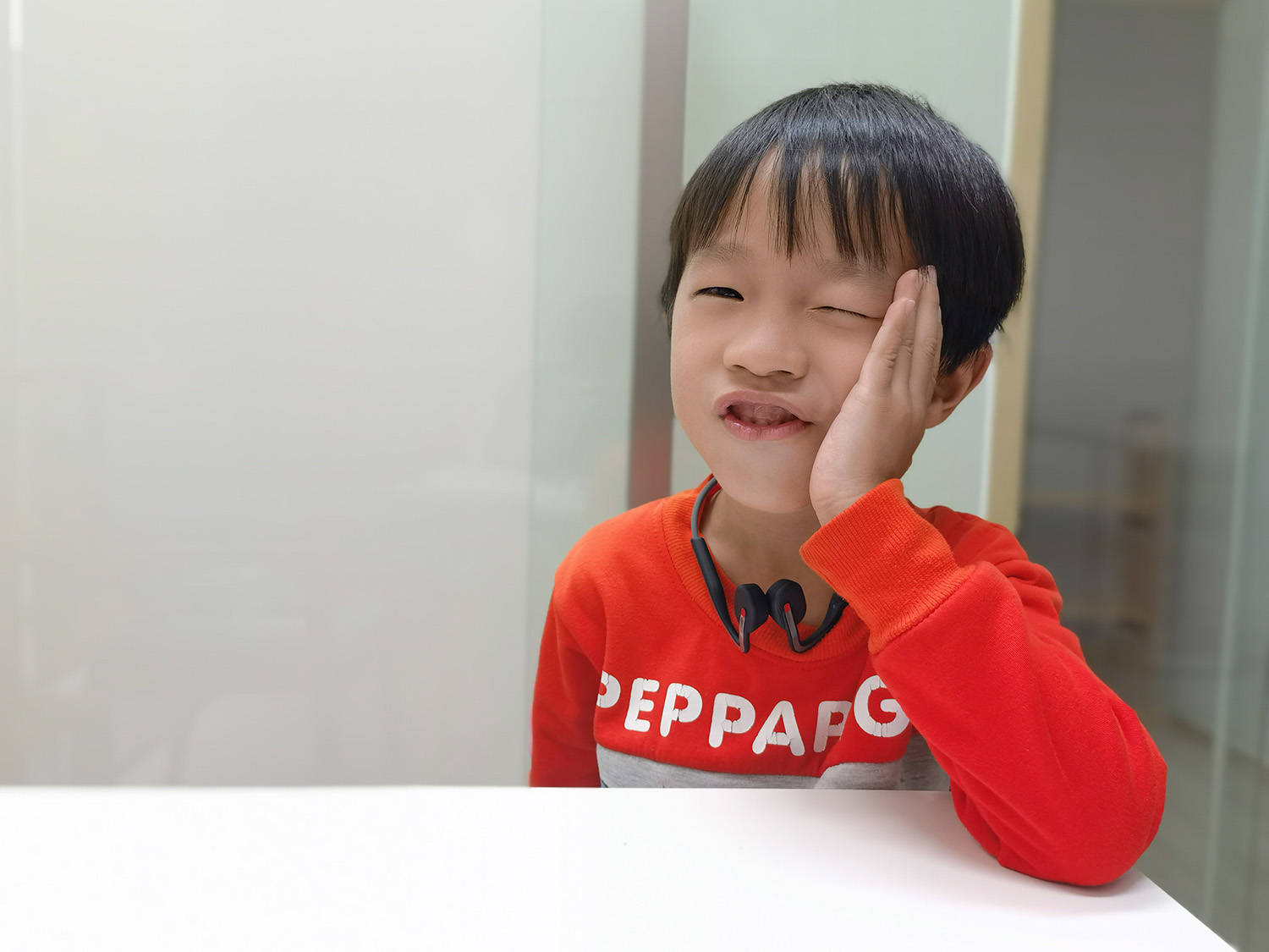 不漏音，才是真正的骨传导