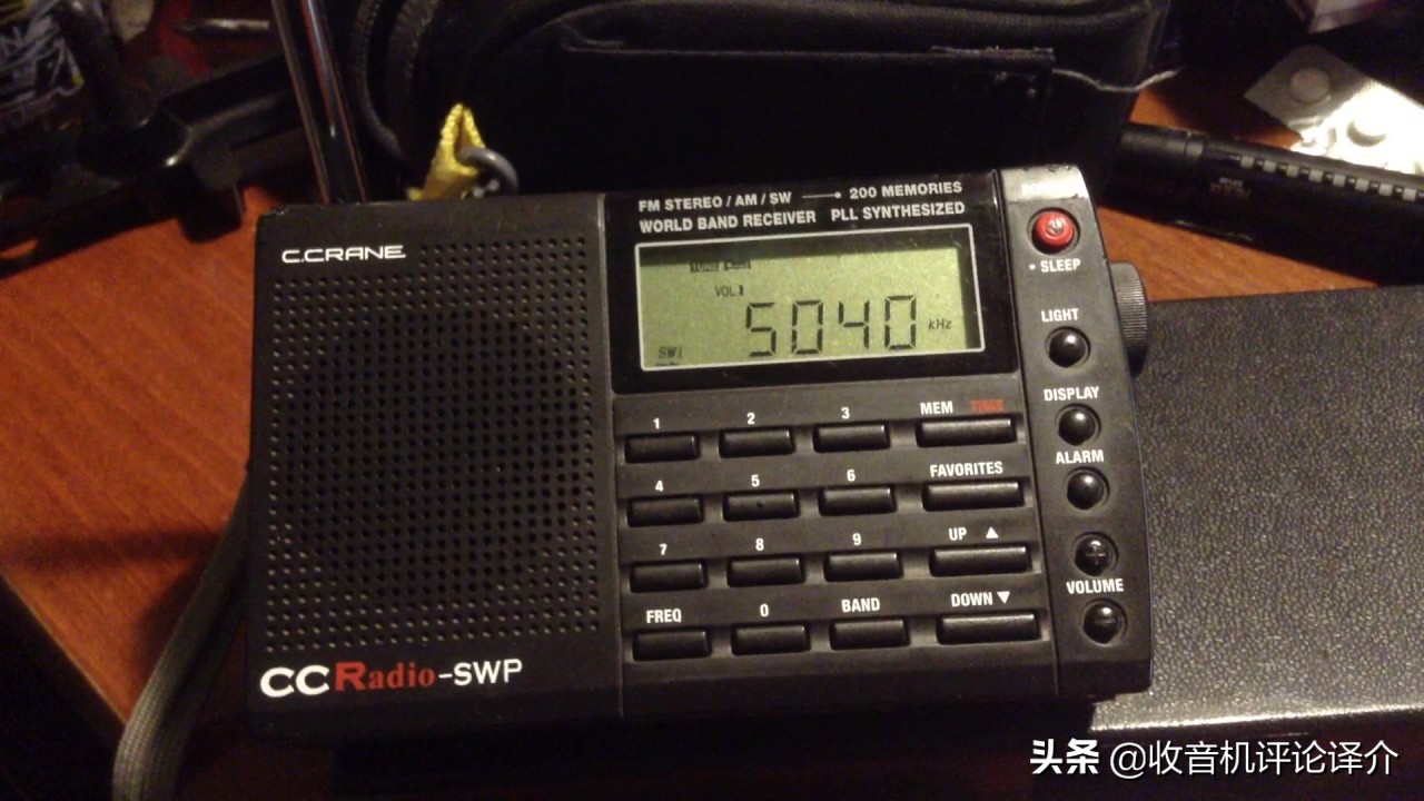 美国收音机品牌与中国德生PL380性能对比评测