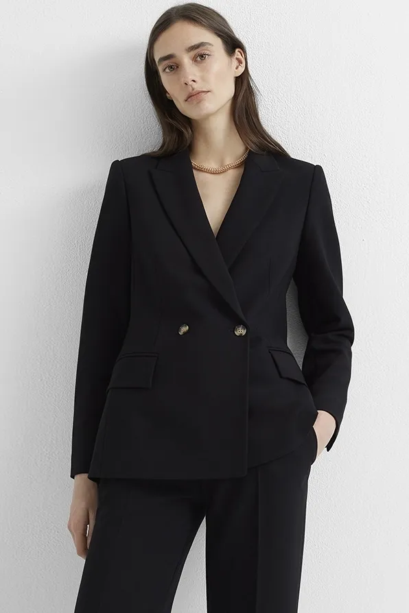 有哪些适合妈妈穿的衣服品牌（妈妈穿的衣服推荐）
