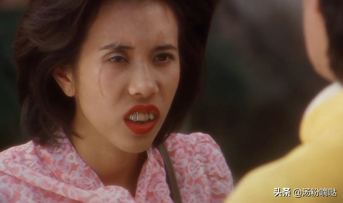 化浓妆毁形象，戴假牙演戏，女演员为了“丑”可以去到什么程度？