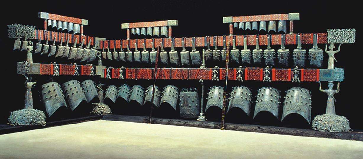 三,"编钟"和"编磬"