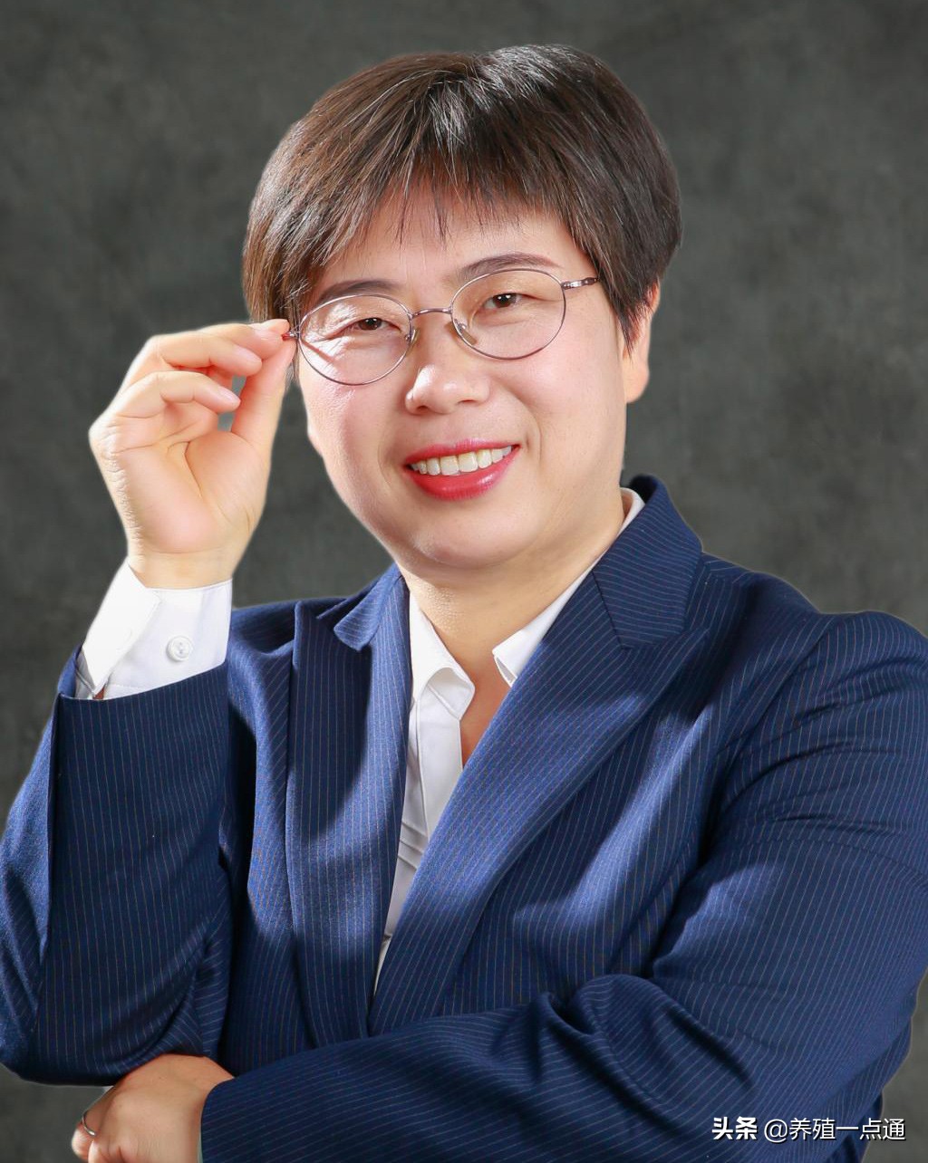 曹果清（女），山西农业大学教授、博导，遗传繁殖专家，三晋英才