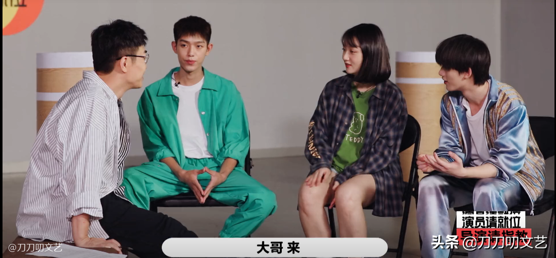 他不配？95后鲜肉获尔冬升、赵薇发出S卡后，却被曝“黑历史”