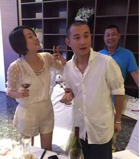 且行且珍惜5年，文章和马伊琍宣布离婚前的12时辰，发生了什么？