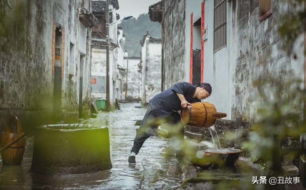 30岁辞职回乡学酿酒，父亲气得大骂