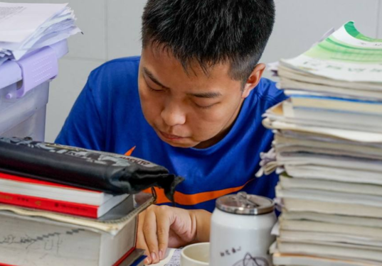 又一个白湘菱？安徽考生663分仍被英语拖后腿，清北该破格录取吗