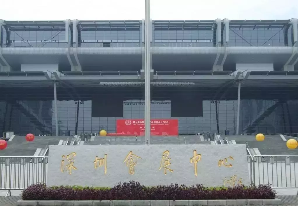 广州南洋理工职院开五十余场“大型网友见面会”，只为遇见你