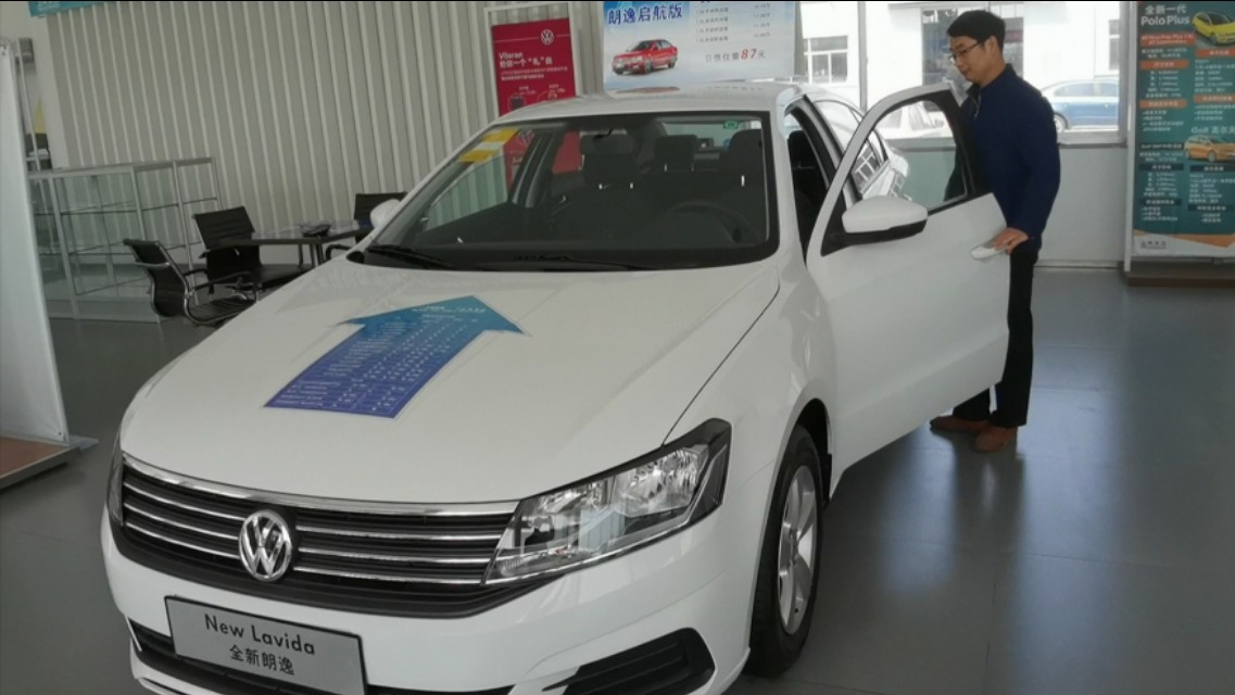 端午节陪朋友看车，大众朗逸最低价格攻略