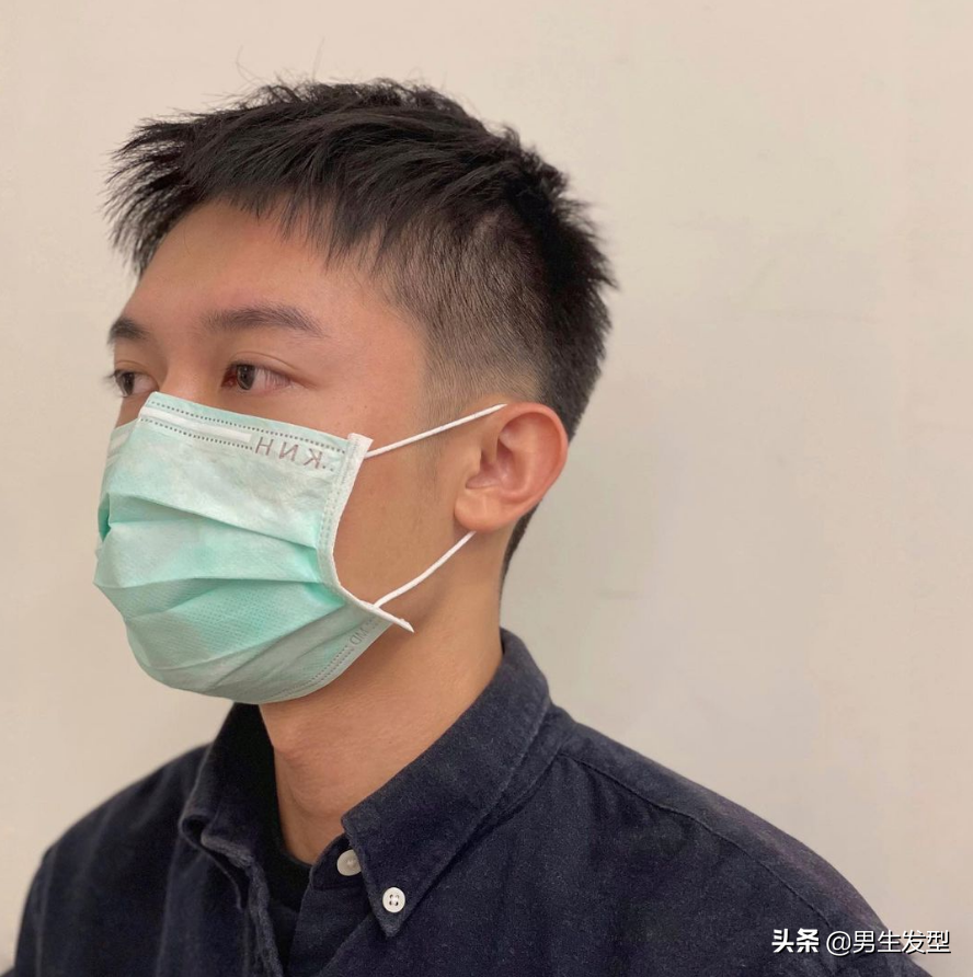 男生9款精选帅气发型，不管什么脸型，都很潮流显精神