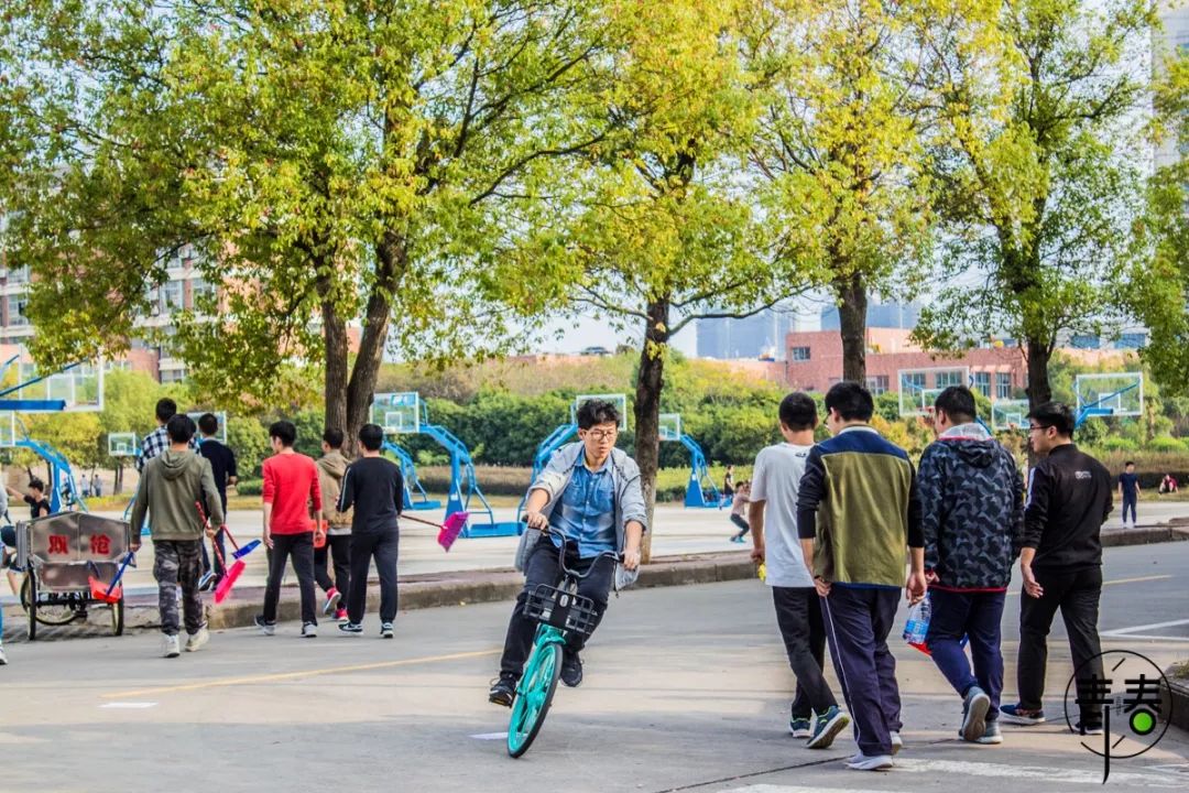 233路尽头的南昌航空大学，承包你的四年青春！