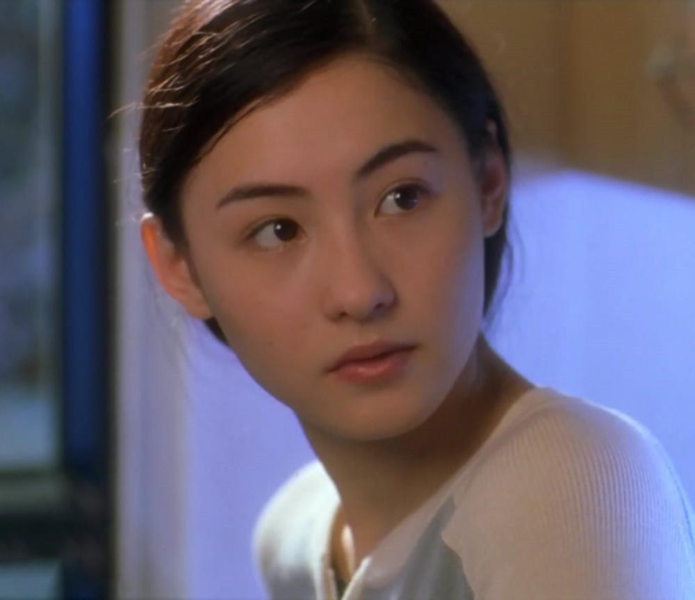 人前清纯女，人后却疯狂，这6位情史劲爆的女明星，令人一言难尽