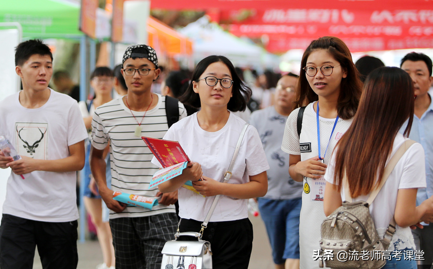 高三月考成绩不到300分，报考单招好不好？两个优势，家长可了解