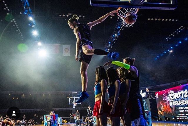 白乔丹为什么没进nba(美国扣篮界第一人！白乔丹7大“非人类”扣篮，民间有谁能超越？)