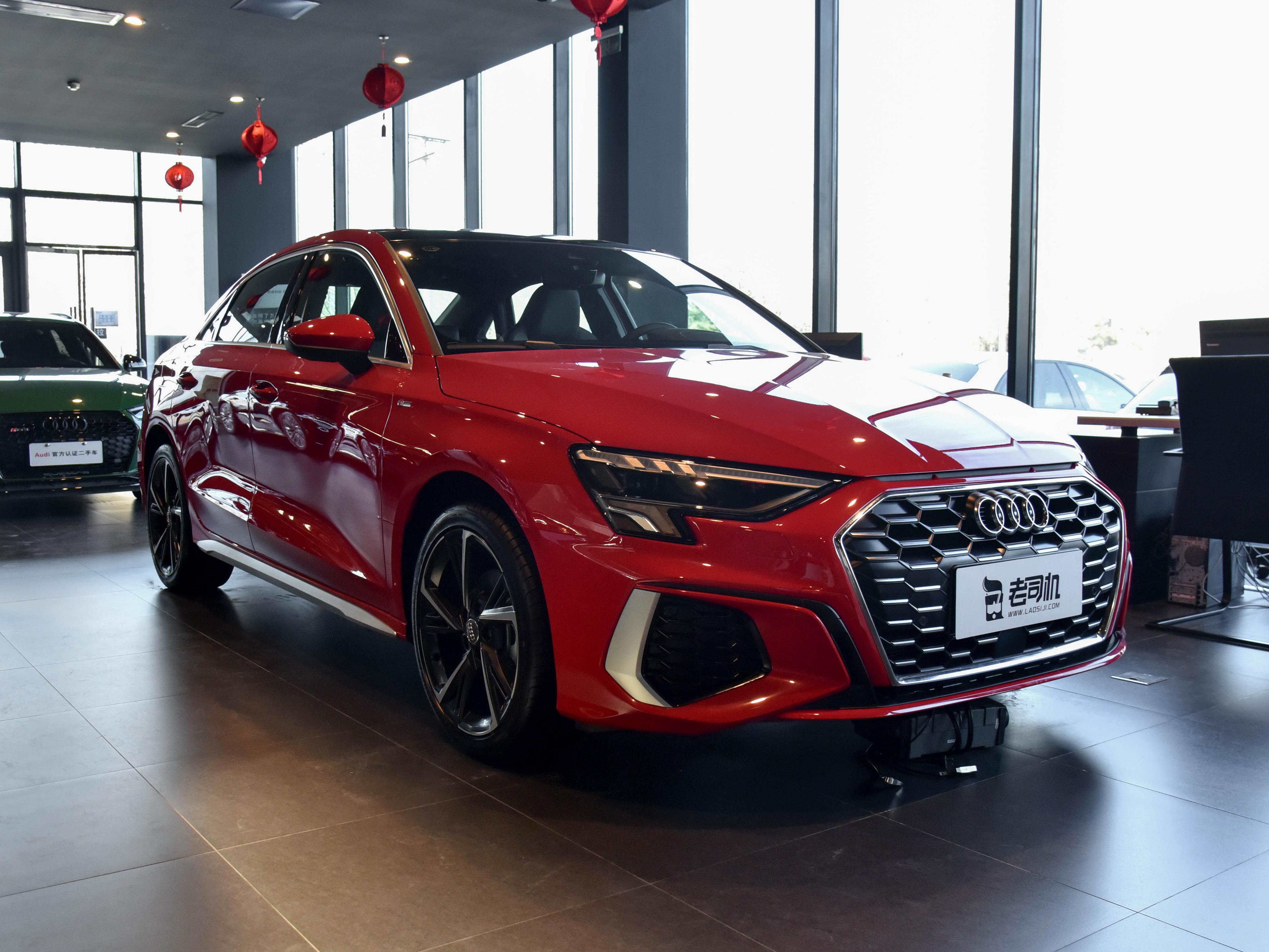 一台合格的奥迪三厢车，换代后配置更高，油耗5.8L，实拍奥迪A3