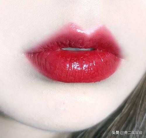 十二星座最敏感的部位，巨蟹座是耳朵，动一下可能会被ta打死