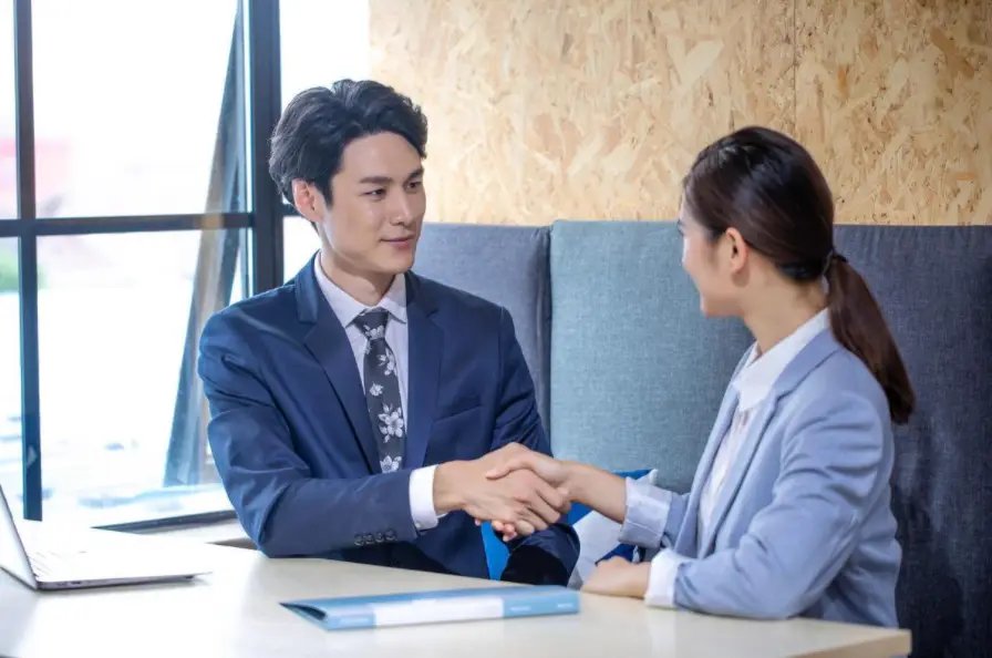 适合低学历从事的四大行业，就业前景好，高考落榜生可以参考