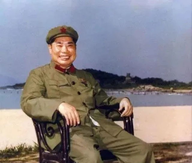 1955年，南京军事学院战役系52名学员，都被授予了什么军衔？