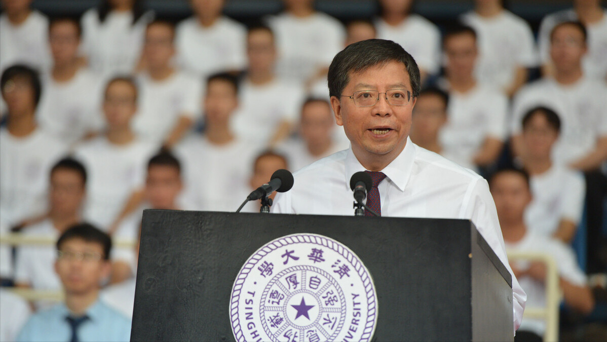 清华大学美女学霸，履历简直称得上“开挂”，上帝却关了她一扇窗