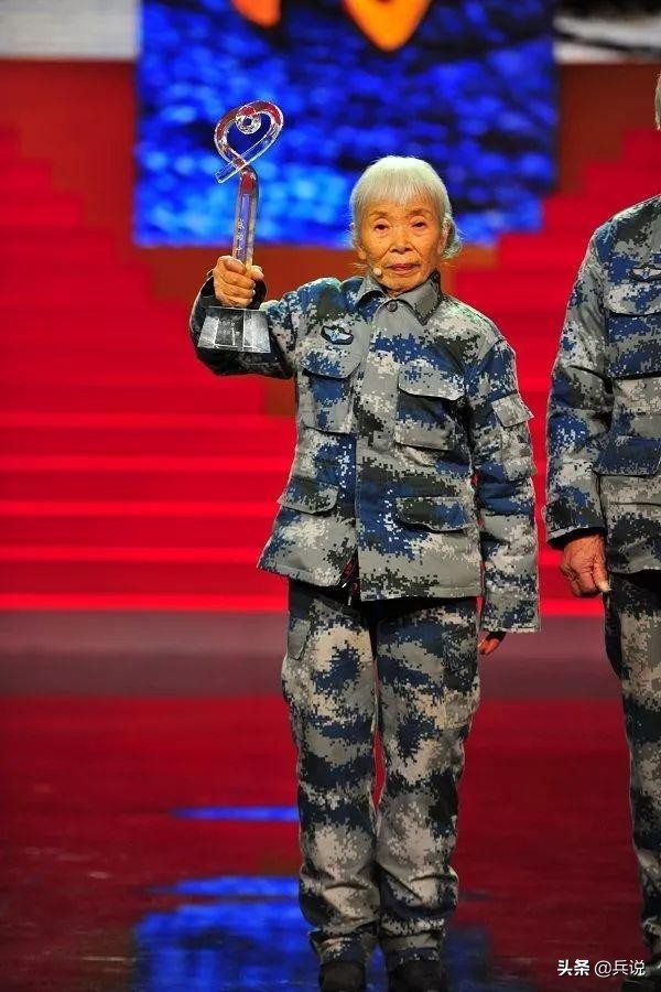感动中国十大人物，6位老兵刻着共同的信条：让我来！