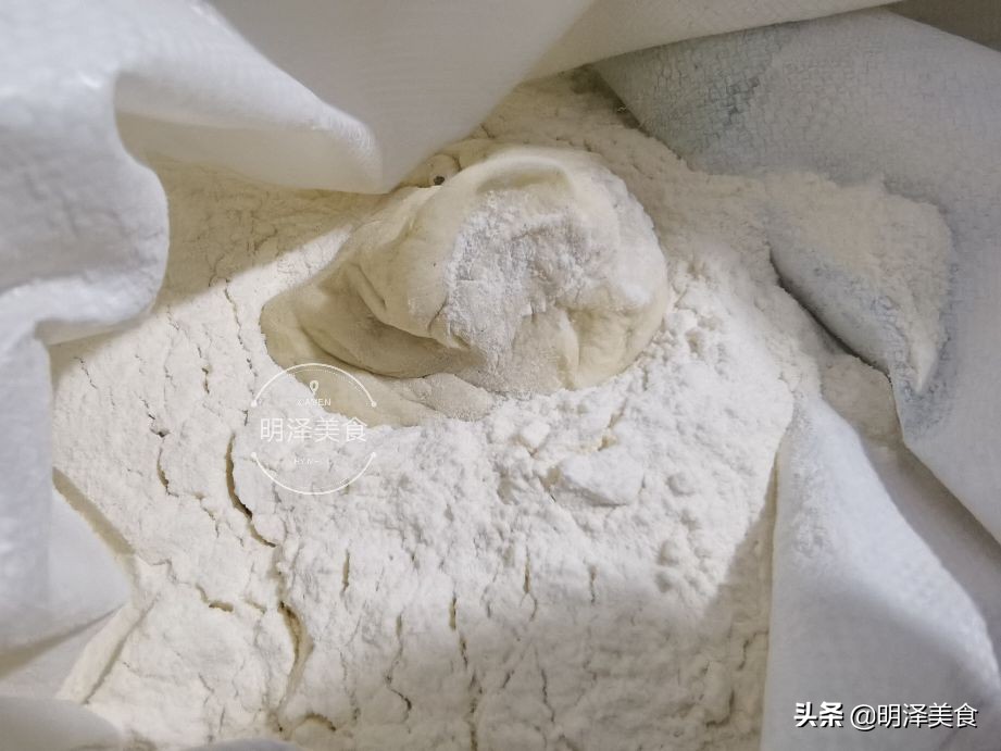 详解“老面”的制作方法，以及用老面蒸馒头的兑碱比例与具体做法