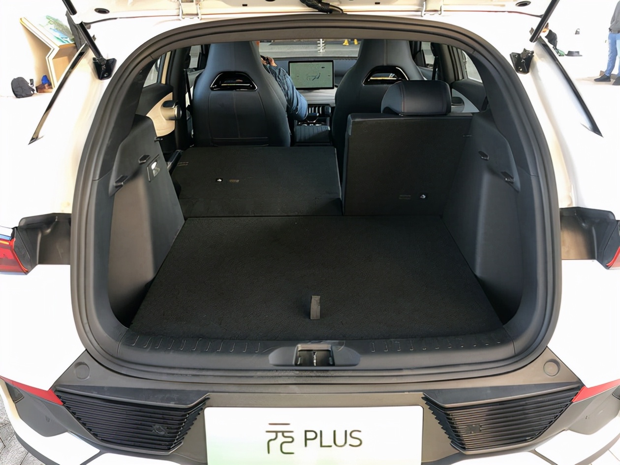 新款比亚迪元plus e平台3.0首款潮跑suv-元plus实拍解析