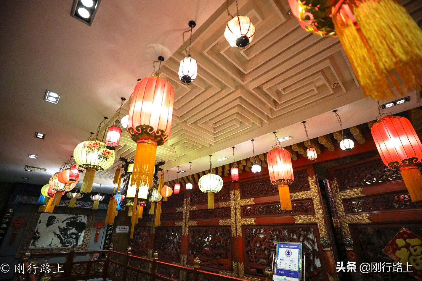 很多人到北京旅游，来老舍茶馆却是因为老舍这个名字