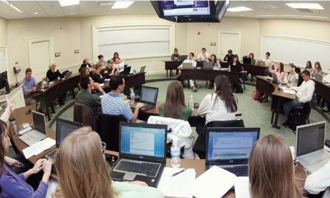 大学食堂火了，设置高难度WiFi密码，不是学霸想蹭网都没门