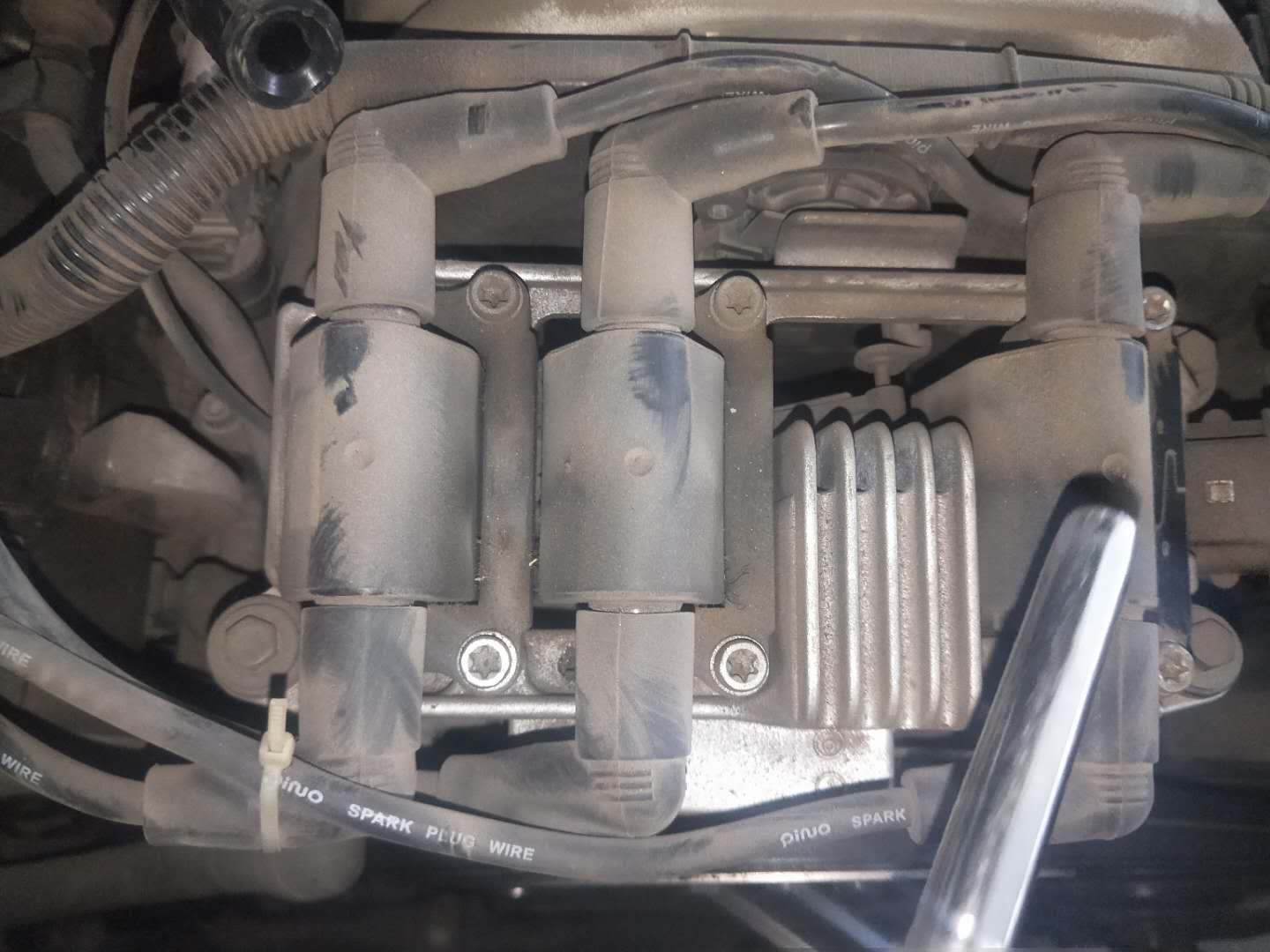 奥迪2.8V6发动机故障一大堆，最吓人的是差点把发动机甩出去