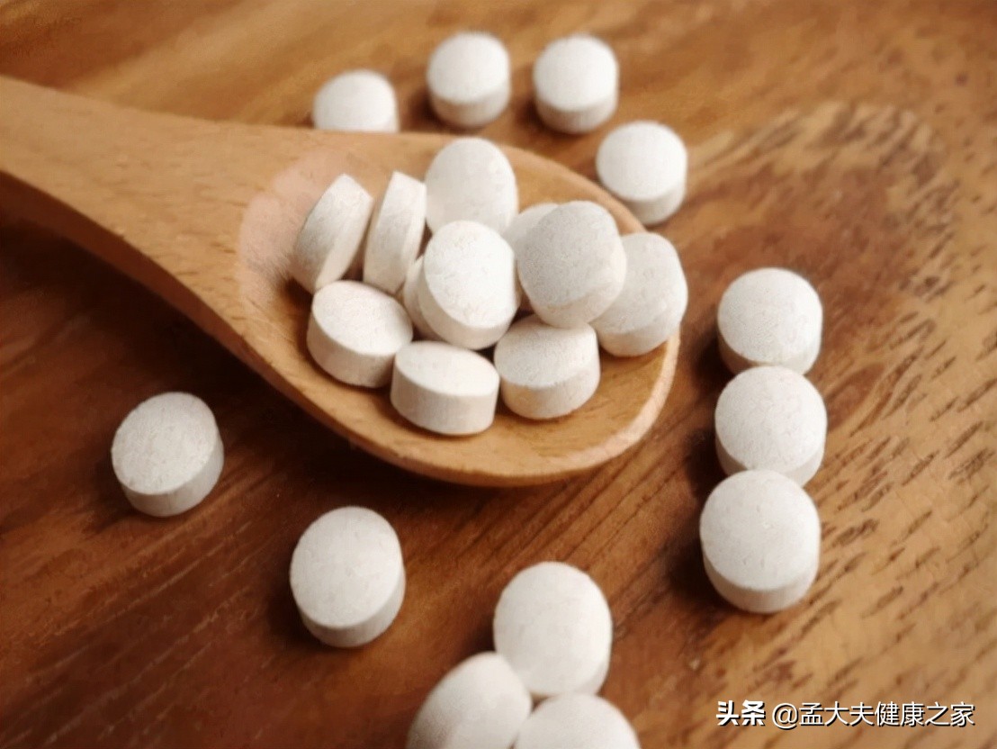 国产降压药：阿利沙坦酯，平稳降压、降尿酸，不影响肝肾