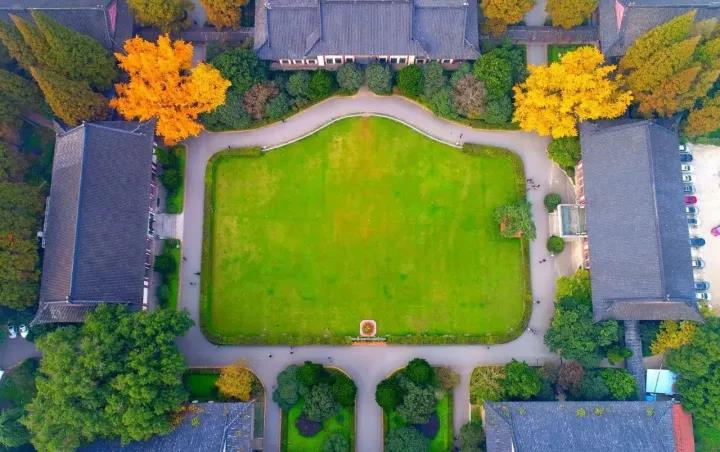 神仙颜值！坐拥