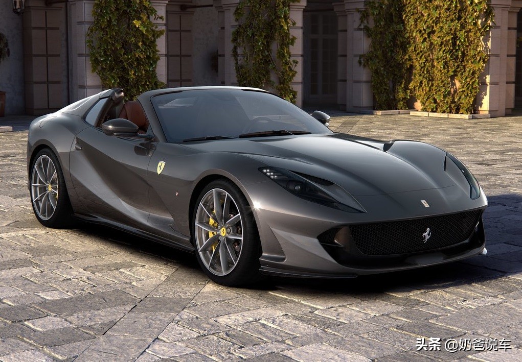 打开车顶享受声浪 法拉利新推两款敞篷超跑